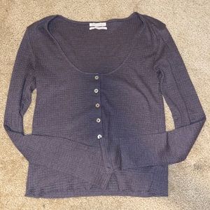 Long-Sleeved t-shirt